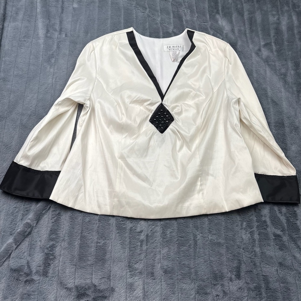 J.R. Nites Woman Ivory Black Beaded V-Neck Evening Blouse Top 22W I22346